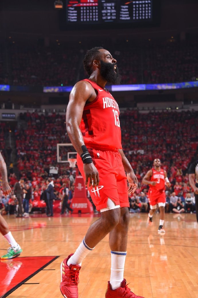 出接近一线 出接近一线