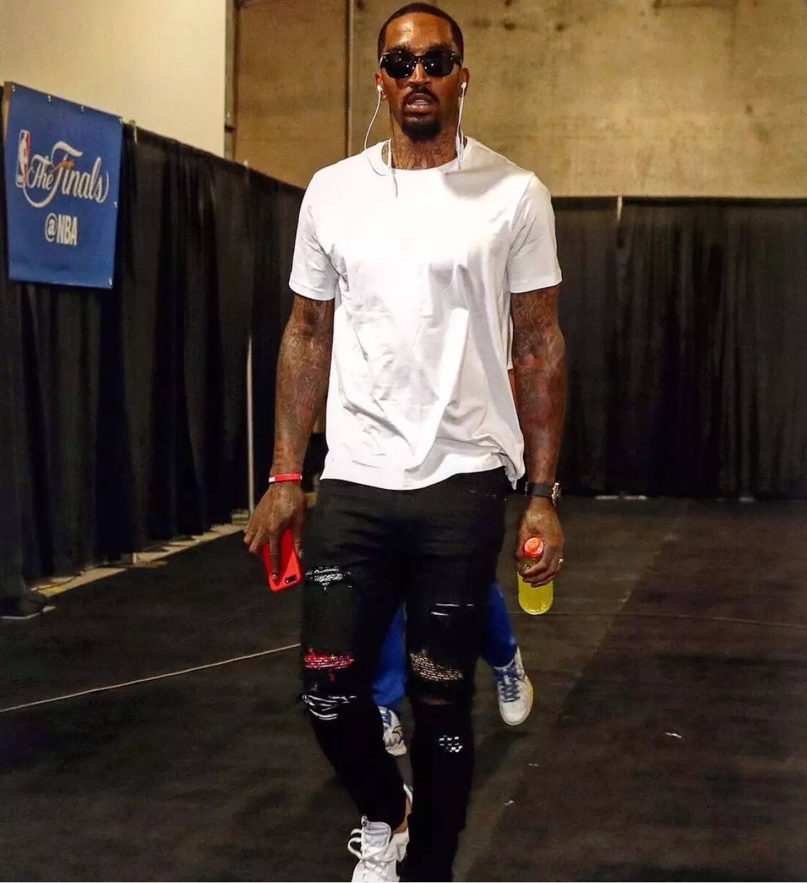 因与剧情活 因与剧情活